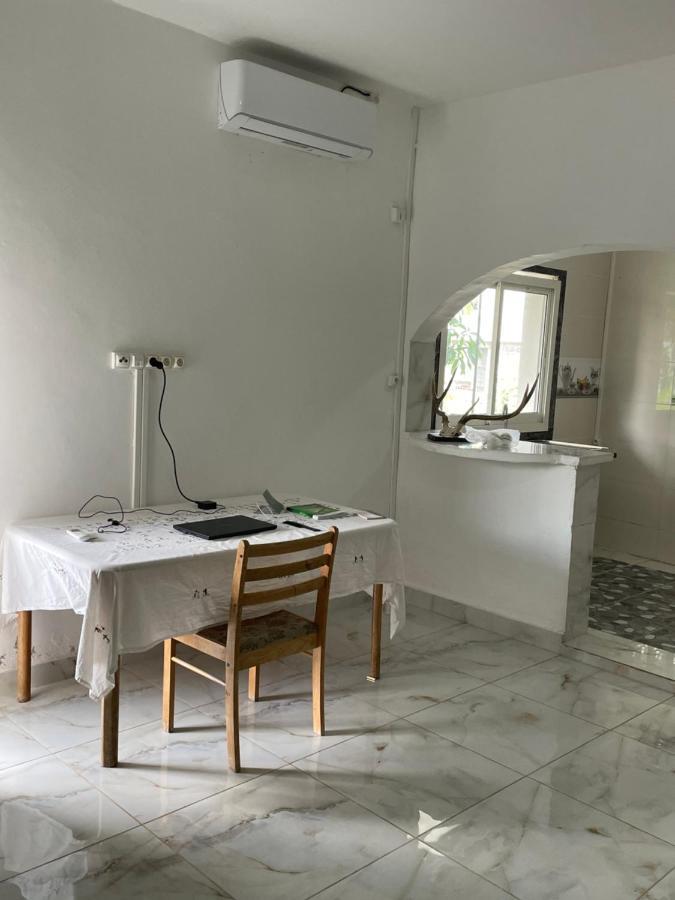 Dagoni Hotel Boueni ภายนอก รูปภาพ